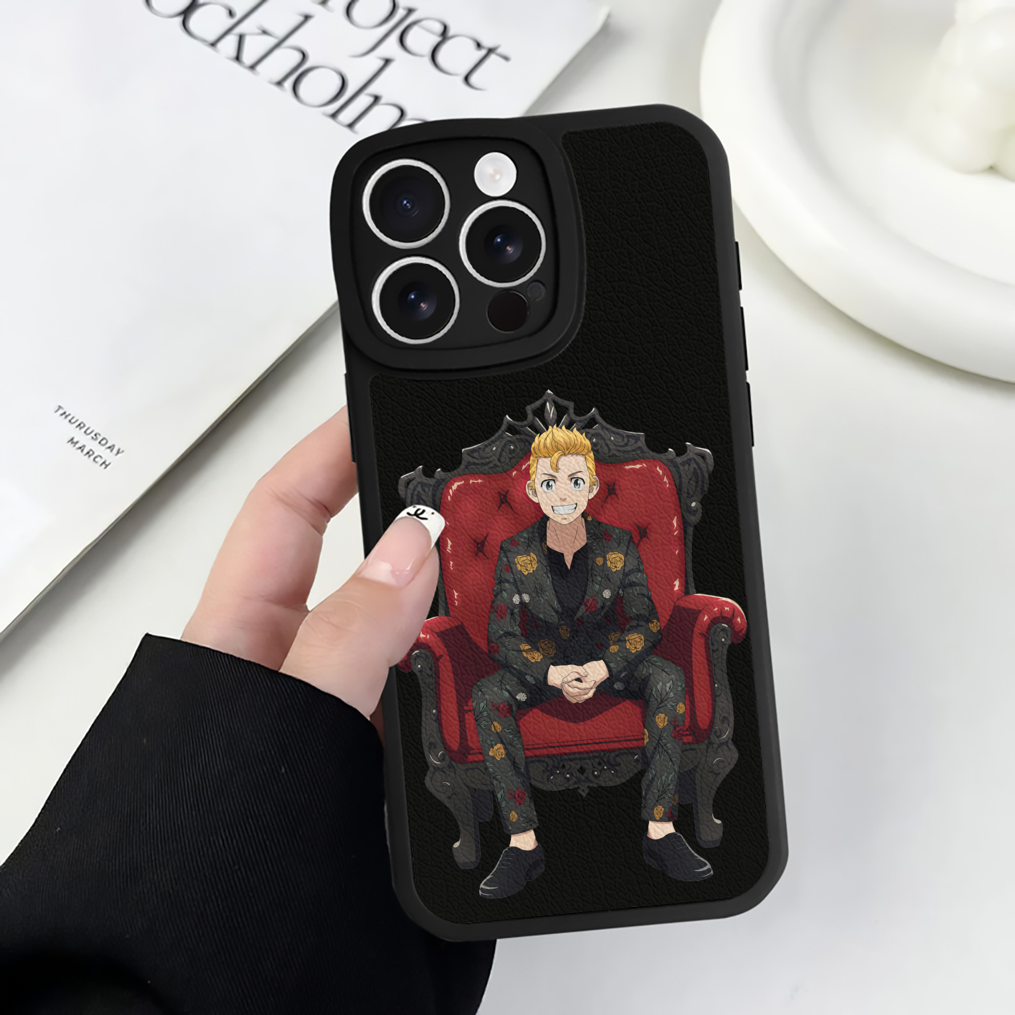 （画像用） 東京リベンジャーズ Tokyo Revengers 【iPhone 16シリーズ対応】シリコンスマホケース（レザー調） 材質：シリコン